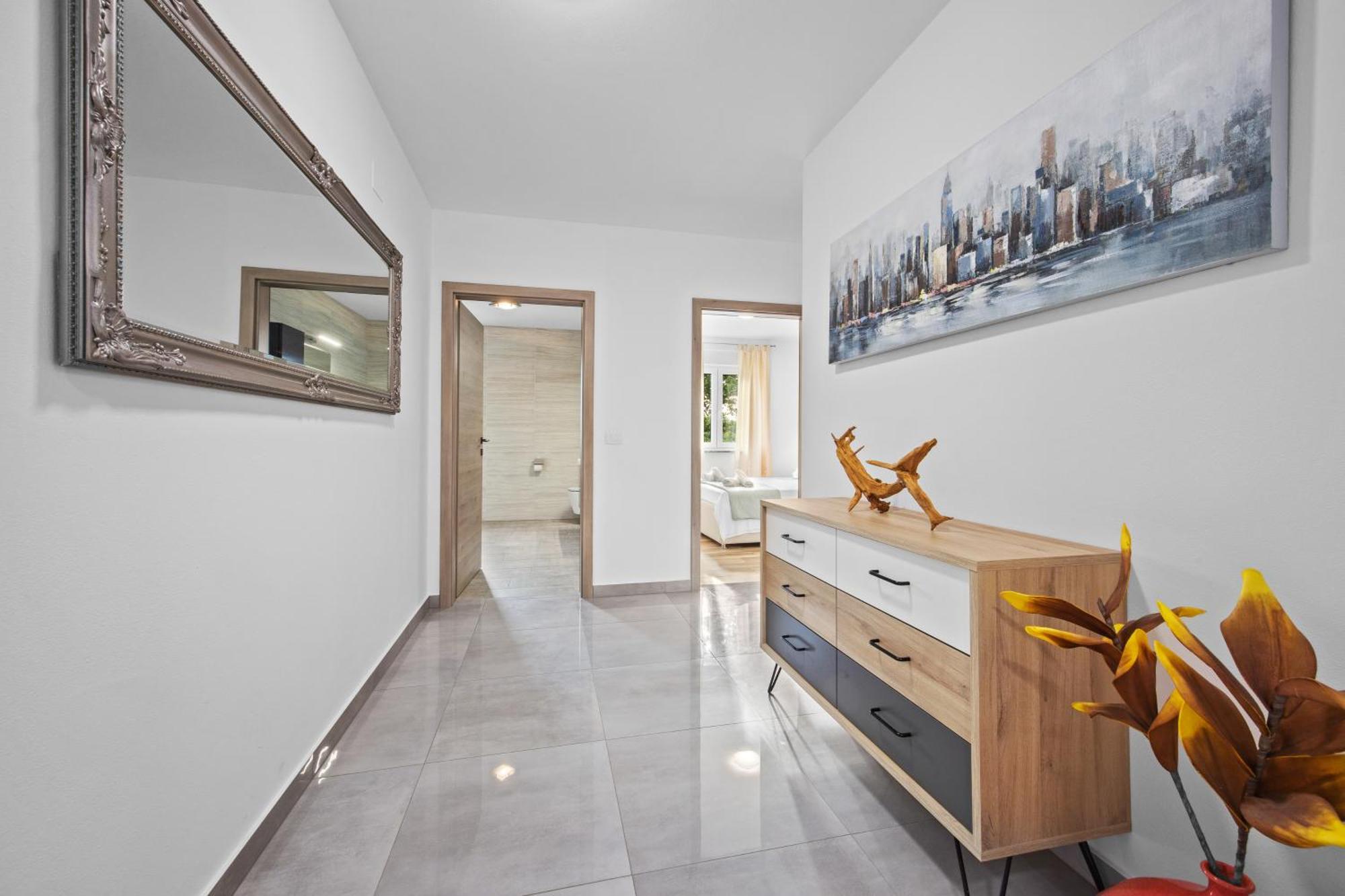 Special Offer! New Luxury Apartment With Pool, Fitness, Outdoor Bar&Grill Buje Zewnętrze zdjęcie